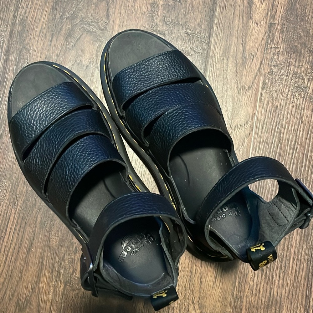 Dr.Martens
Women's Leather Platform Sandals